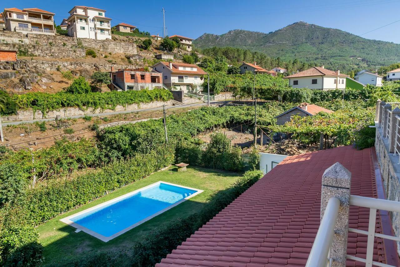 Вилла Casa Da Oliveira Мондин-ди-Башту Экстерьер фото
