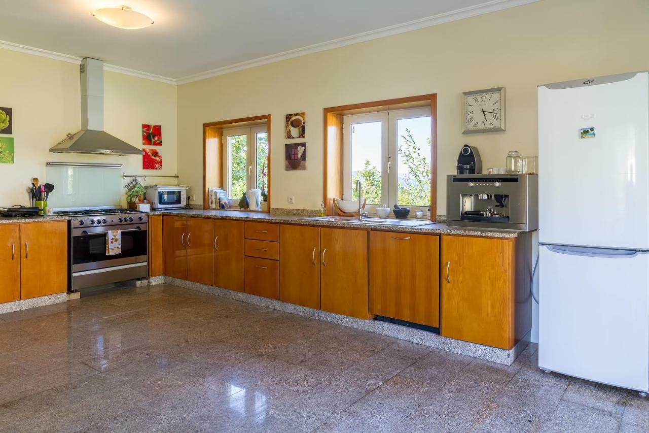 Вилла Casa Da Oliveira Мондин-ди-Башту Экстерьер фото